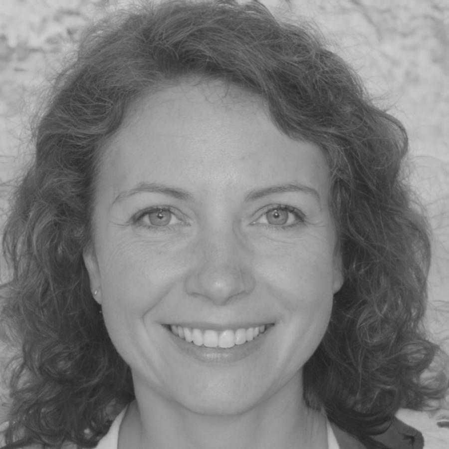 Portrait de Sophie Martin, Responsable Relation Client
